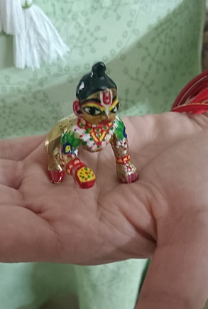 Laddu Gopal Makeup